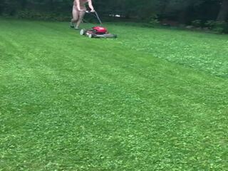 Mowing grass gol: gratis gol femei în public hd porno mov